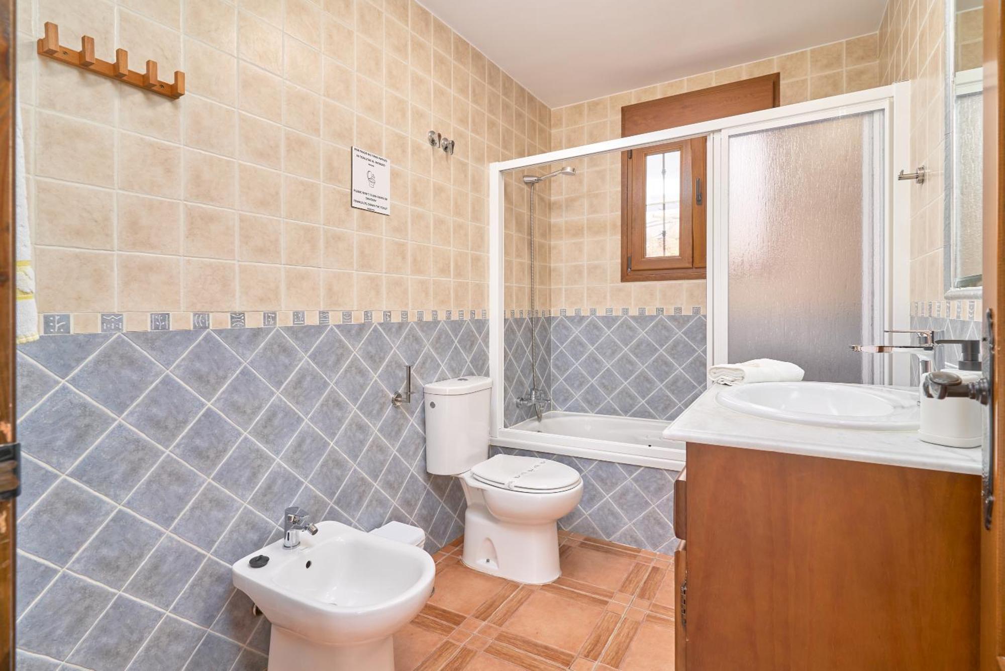 Villa Javier En Sayalonga Екстериор снимка