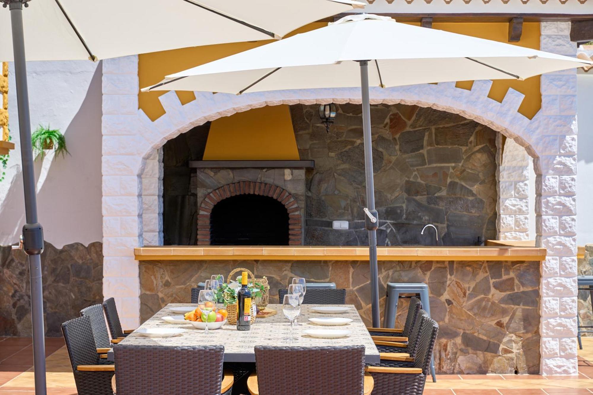 Villa Javier En Sayalonga Екстериор снимка